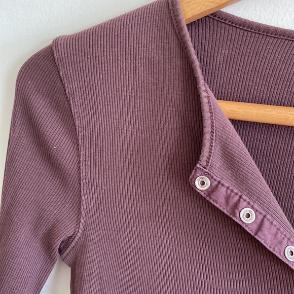 Zara plum ribbed long sleeve Henley top - Picture 3 of 5